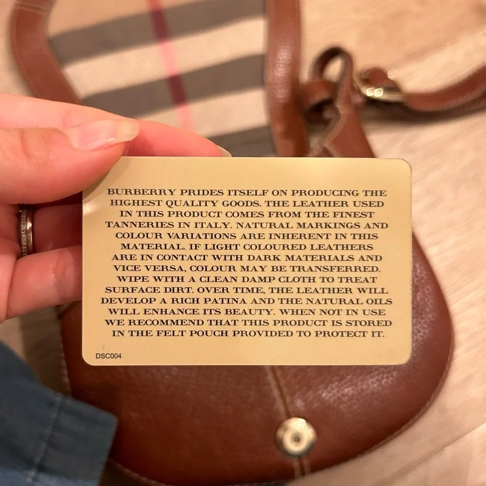 Burberry Leather Crossbody Saddle Bag Purse - Picture 15 of 16